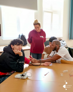 bild1mitlogo